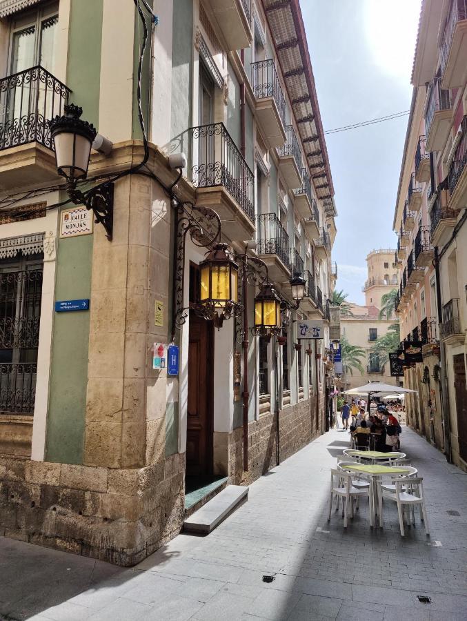 Carmen Old Town Apartments Alicante Eksteriør billede